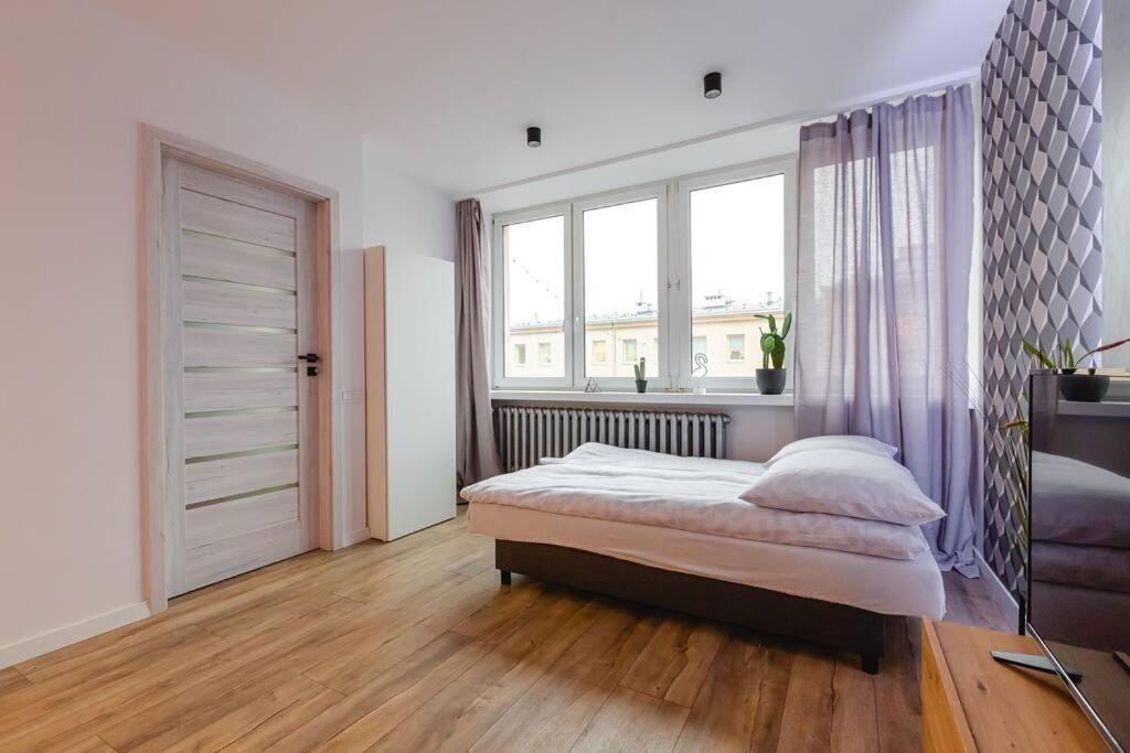 Nowoczesny Apartament W Sercu Mokotowa Warsaw Luaran gambar